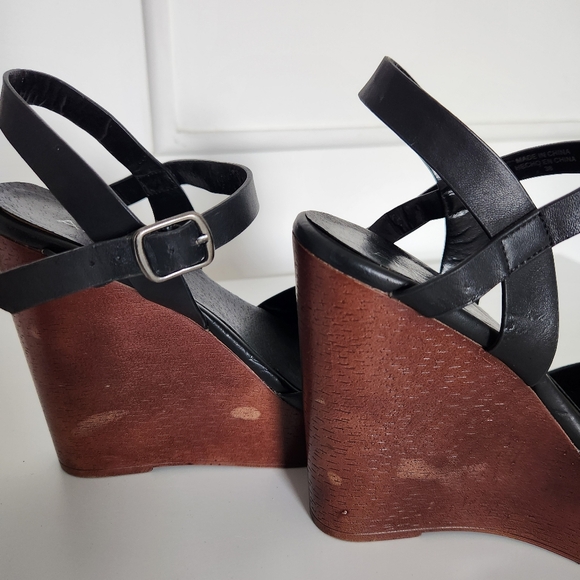 ALDO Black platforms sandals wedges Size 7 - Picture 2 of 7